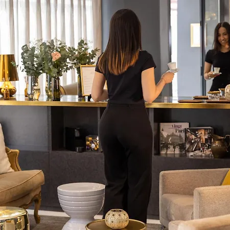 מלון Des Ambassadeurs 3*