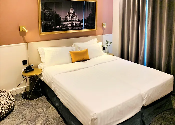 Des Ambassadeurs 3* Parigi