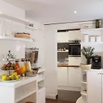 Des Ambassadeurs 3* Paris
