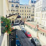 Des Ambassadeurs Hotel