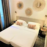 Des Ambassadeurs Hotel Paris
