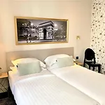 Des Ambassadeurs Hotel Paris