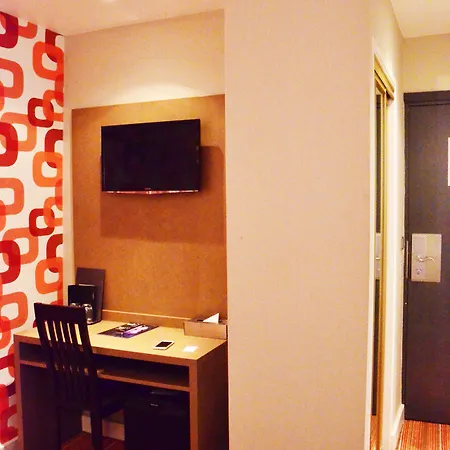 Hotel Des Ambassadeurs 3*