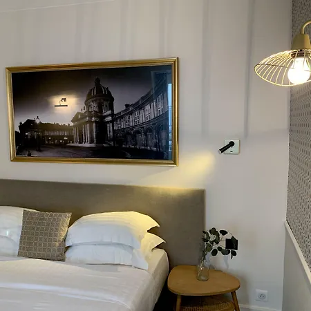 Des Ambassadeurs Hotel 3*