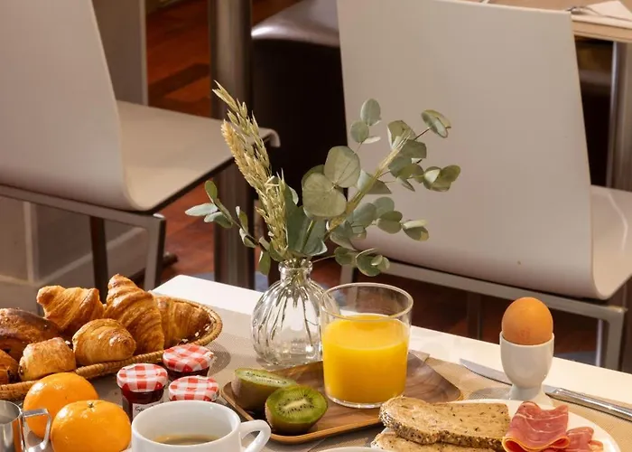 Des Ambassadeurs Hotel 3*